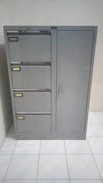 Lemari besi second merk ACROE