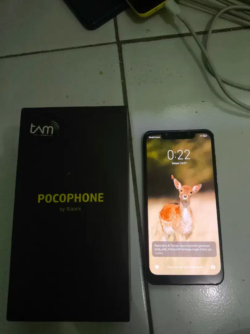 POCO F1 6/128 (POCOPHONE)