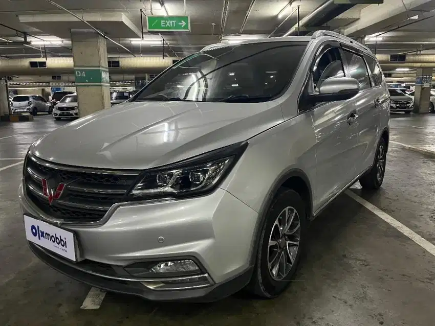 [OLXmobbi] Wuling Cortez 1.8 L Lux AMT Bensin-AT 2018 Silver /