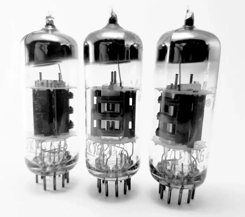 6AB8 / ECL80 tabung Vacuum tube TRIODE PENTODE POWER OUTPUT TUBE