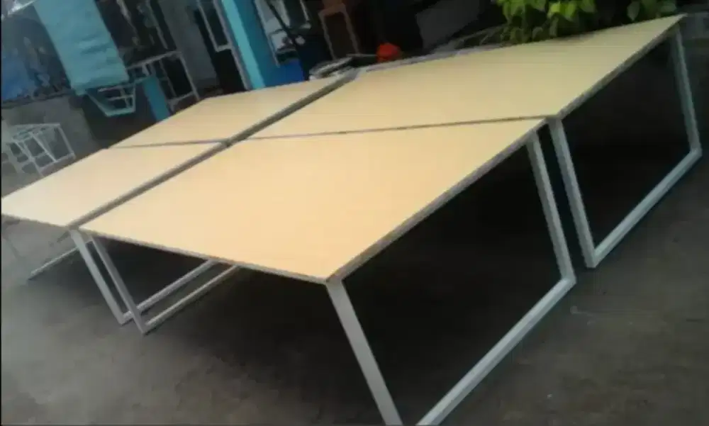 Meja meeting bisa custom model dan ukuran