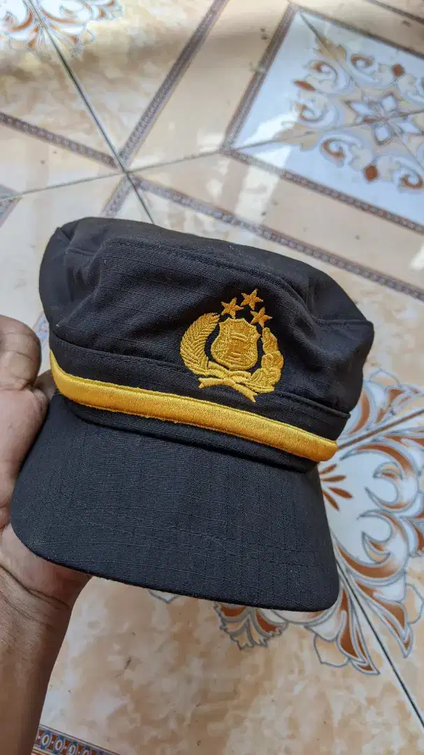 Topi original komando asli