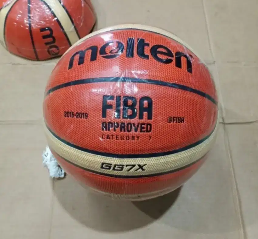 Bola Basket Molten GG7X Size No.7