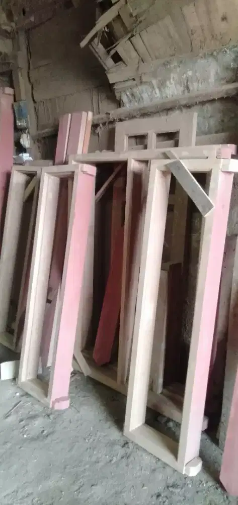 Ud cahaya murni jual beli kayu bekas dan menerima pesanan kusen pintu