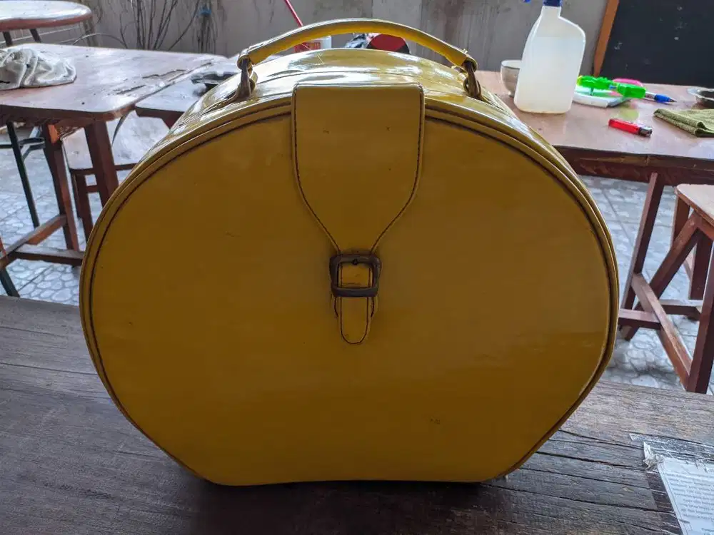 Travel Bag Handmade QUENN by David & Aditya