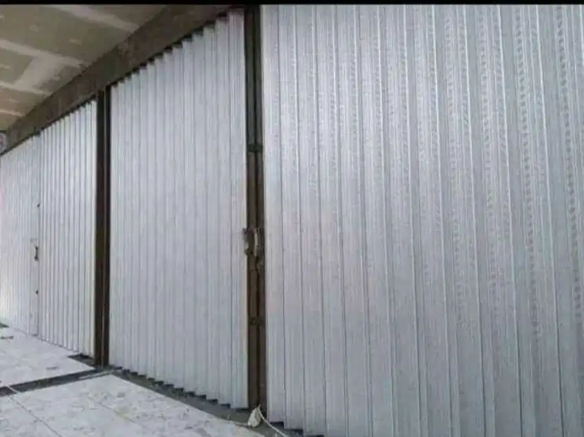 Folding gate roling door baru