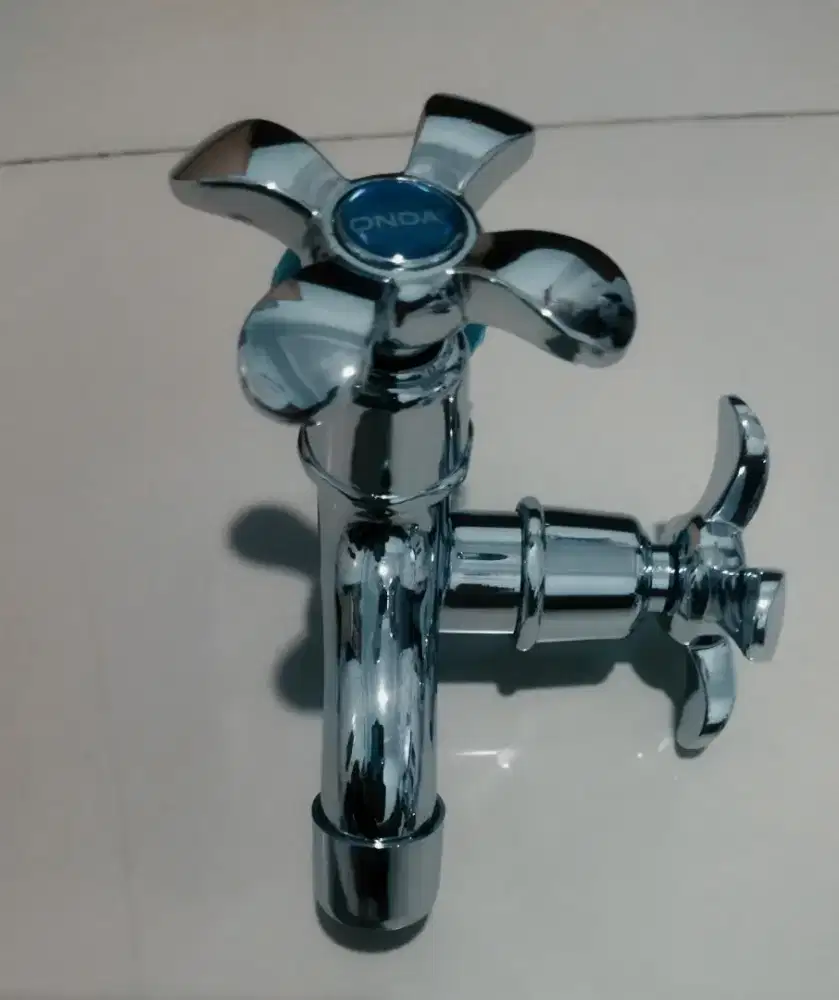 KRAN SHOWER CABANG MERK ONDA ( 1/2 Inchi  )