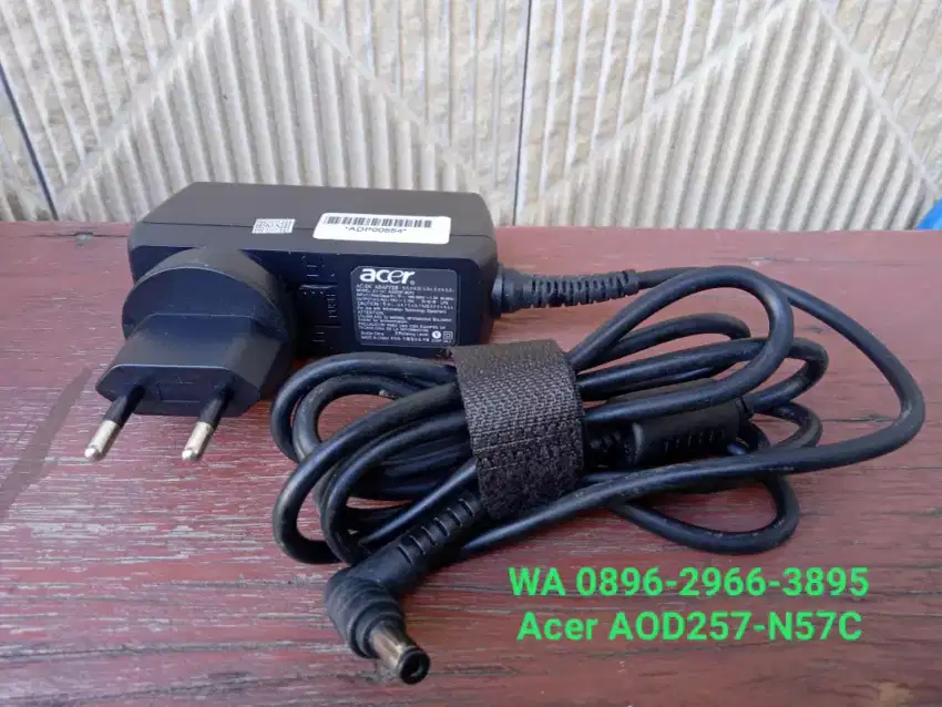 Adaptor Charger Cas Laptop Netbook Acer AOD257-N57C