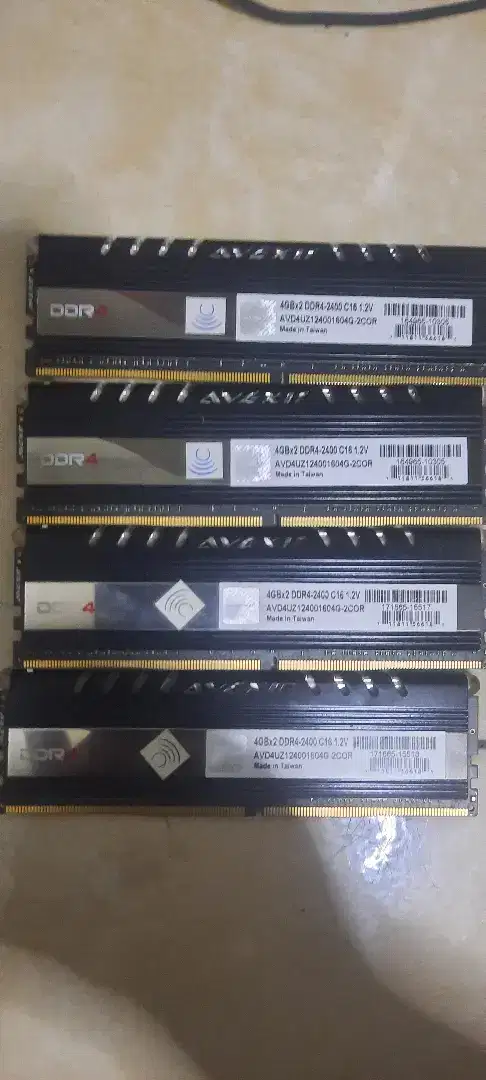 RAM DDR 4 16Giga ( 4x4)