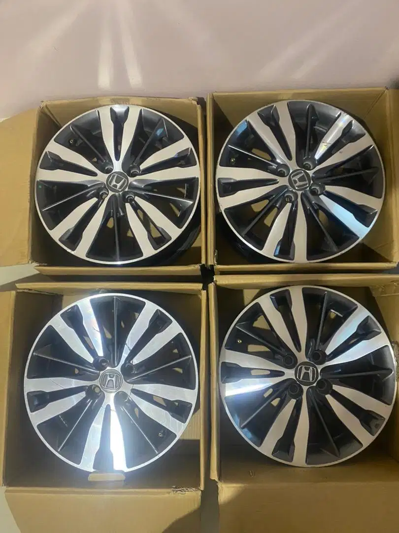 Velg Original Honda Jazz Rs