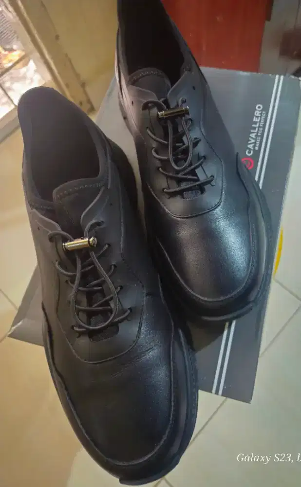 sepatu cavallero prisco