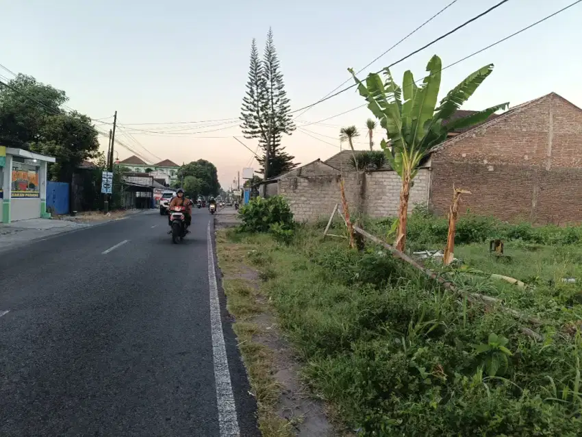 Disewakan tanah jl pangeran Diponegoro Sembego timur pasar stan