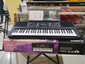 Keyboard Yamaha PSR E 373