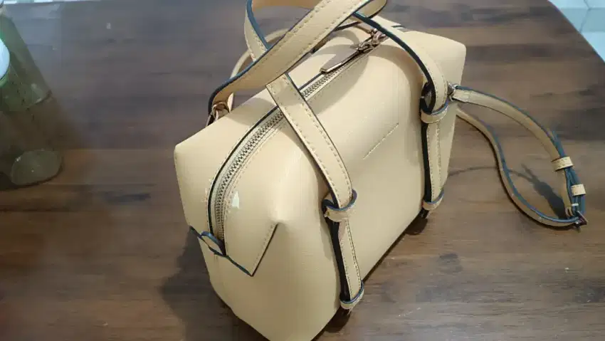 CK Charles & Keith Tas Tangan Original