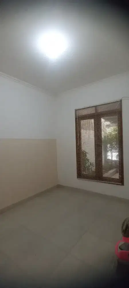 Disewakan Rumah Baru di Komplek GENTENG BIRU Blok F6A.