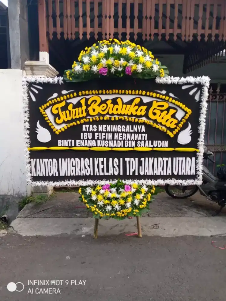 Harga Terjangkau, Bunga Papan Turut Berduka Cita, Kirim Cepat