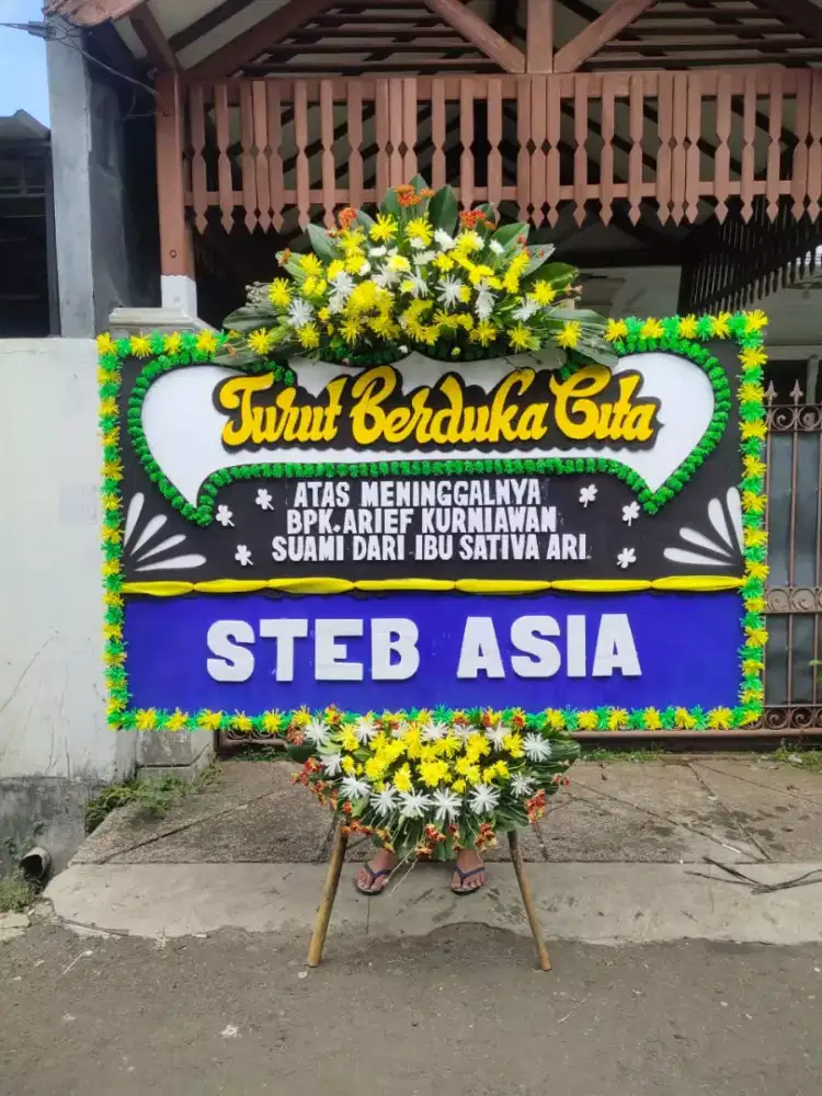 Harga Terjangkau, Bunga Papan Turut Berduka Cita, Kirim Cepat