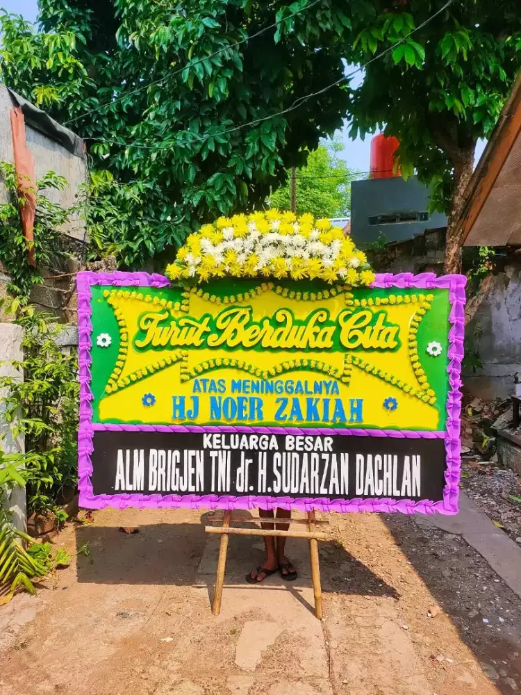 Harga Terjangkau, Bunga Papan Turut Berduka Cita, Kirim Cepat