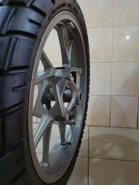 Velg racing bmw r1200gs k50 . Beserta ban tahun 2018