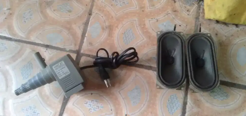 Slhkn plh slh 1 dr pompa aquarium ikan atau sblh nya kond hdp murah sj