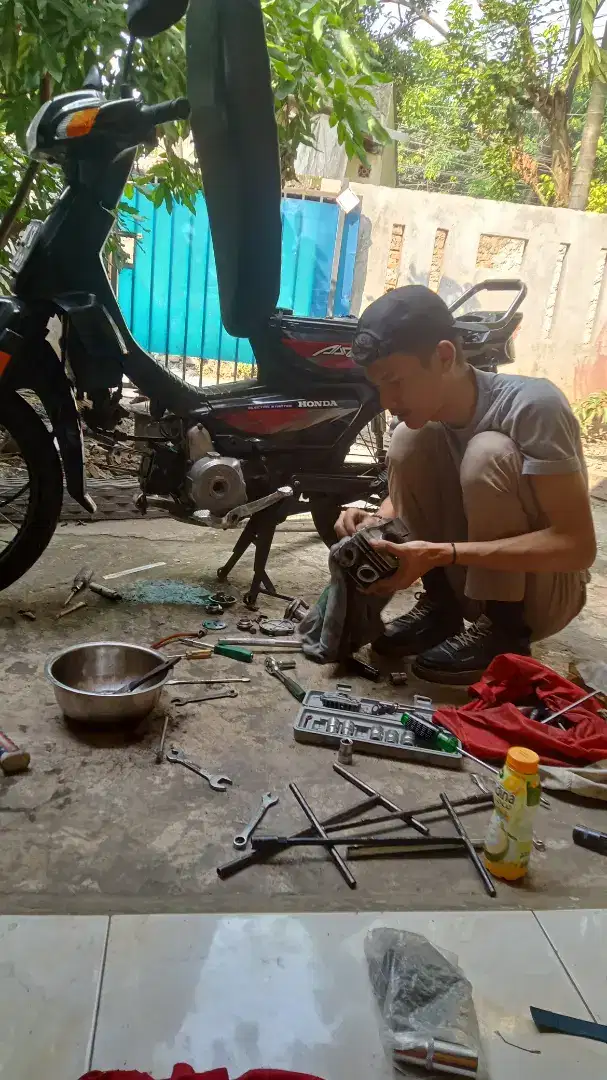 Home service sepeda motor