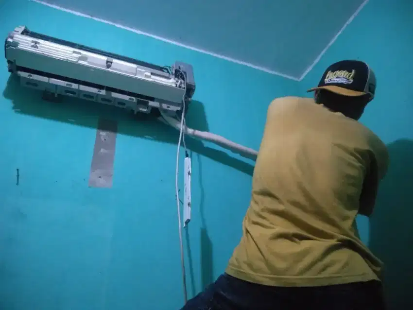 Jasa servis ac pasang ac bongkar ac isi freon ac