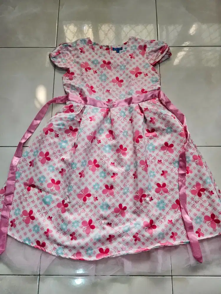 Dress anak perempuan kupu-kupu