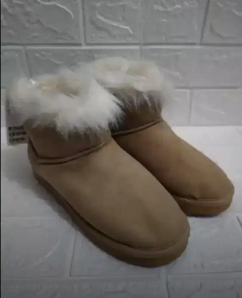 Boots Wanita Branded H&M