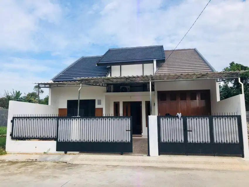 Dijual Rumah Cantik di Grand Residence City Bekasi