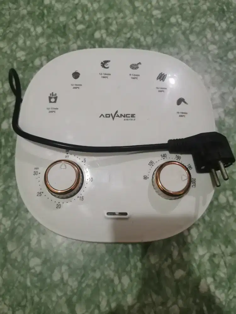 MICROWAVE AIRFRYER OVEN PENGGORENGAN AD35A ADVANCE