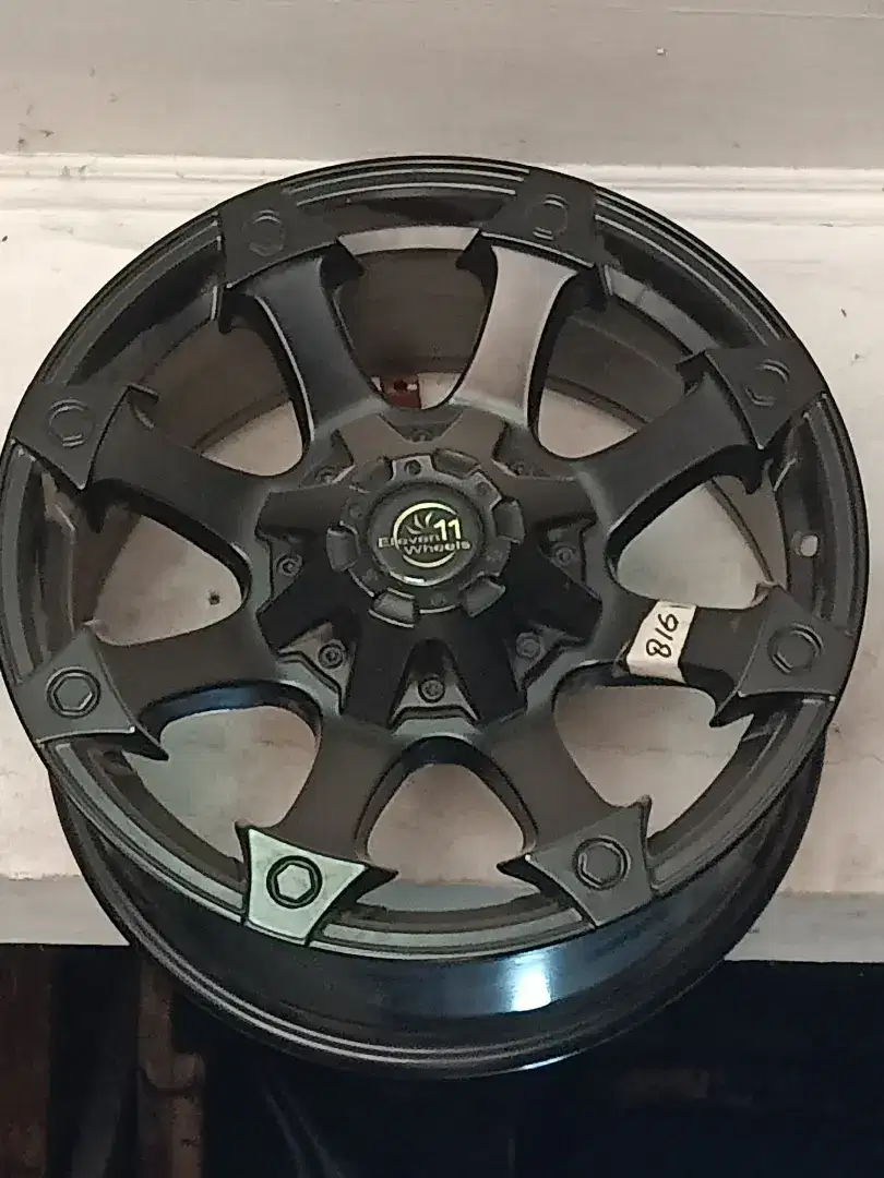 Blacksatin ring 17x8.5in hole 5 pcd 114,3
