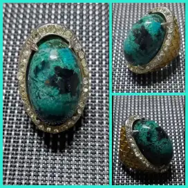 BACAN TOSCA HITAM