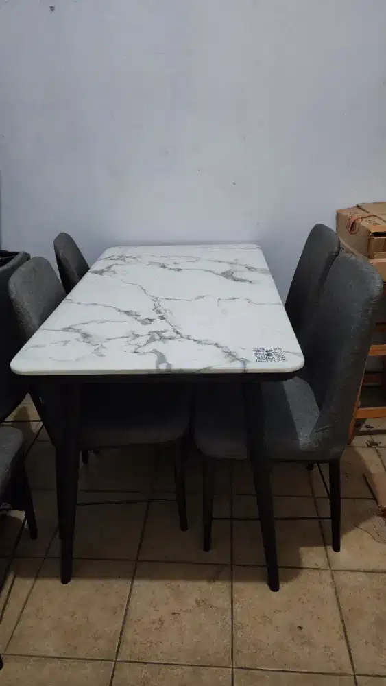 Di Jual Meja Dining