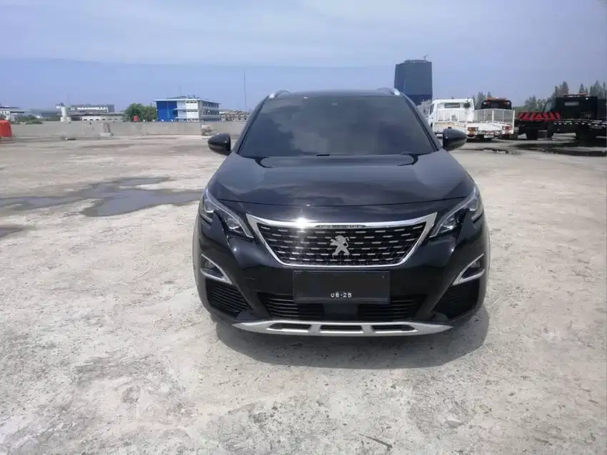 Peugeot 5008 Allure at thn 2019