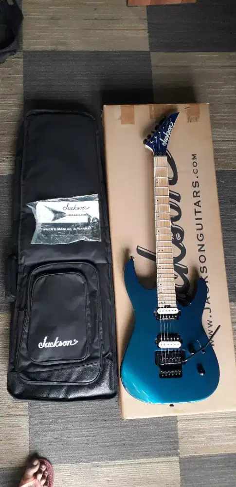 Jackson PRO DINKY DK2M MET BLUE