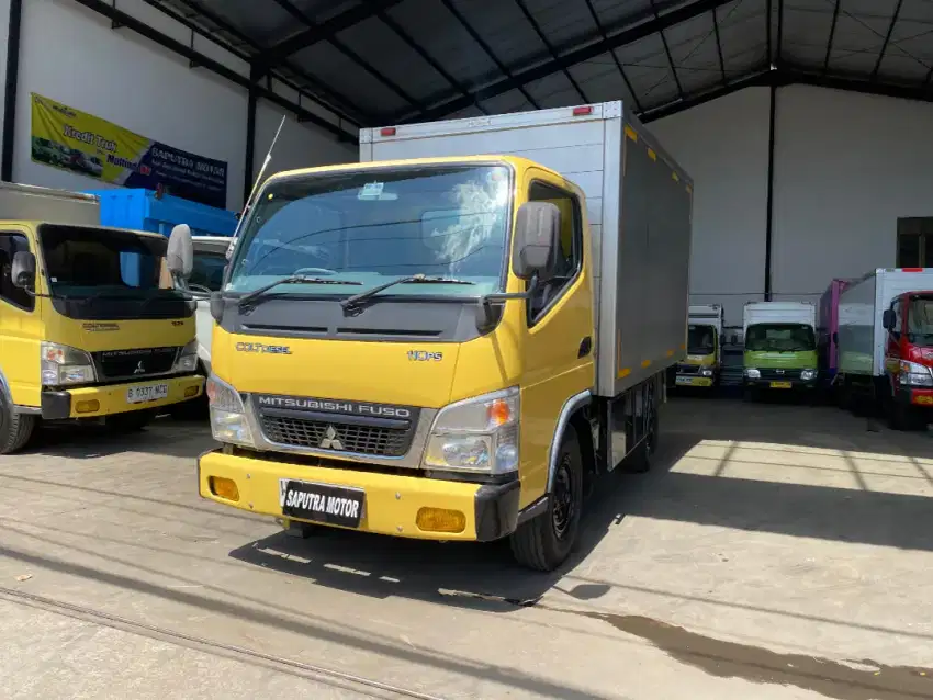 Truk Mitsubishi Canter 4rd Th 2018 Box Antik