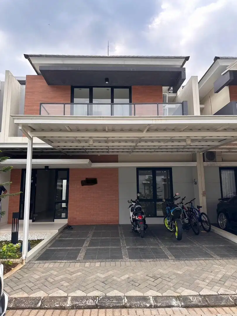 Dijual Rumah Siap Huni 2 Lantai di OCBD Bogor