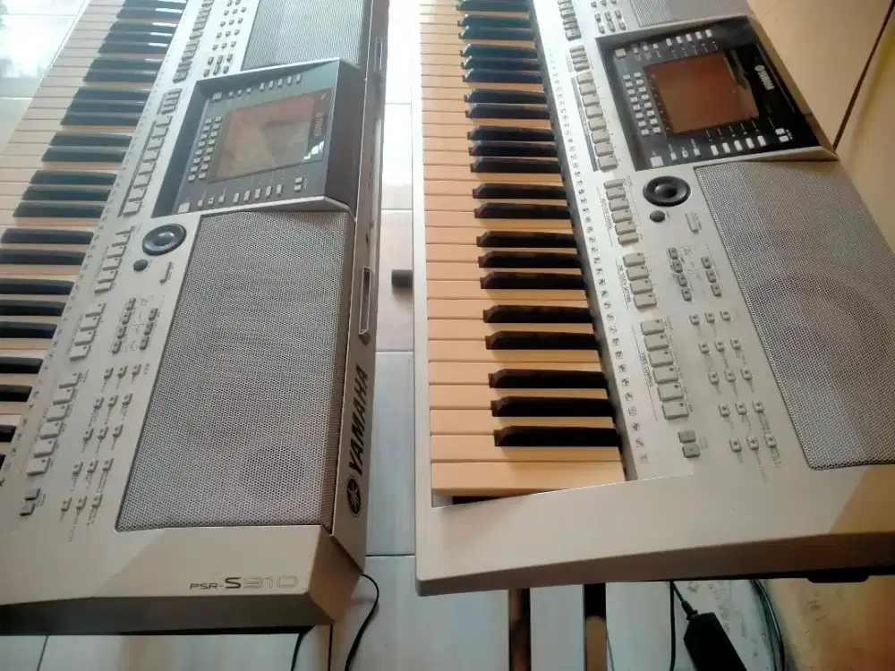 KEYBOARD YAMAHA PSR -S910.