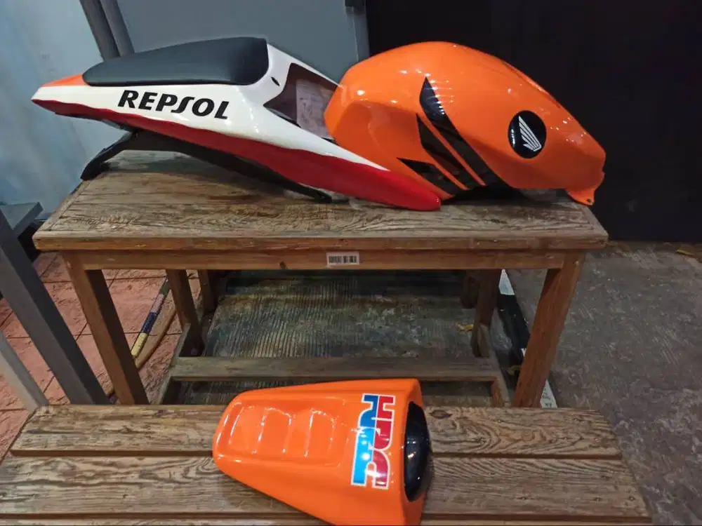 Body Racing Honda CBR Repsol Cbu Thailand Di Obral Cuma 650 Ribu aja