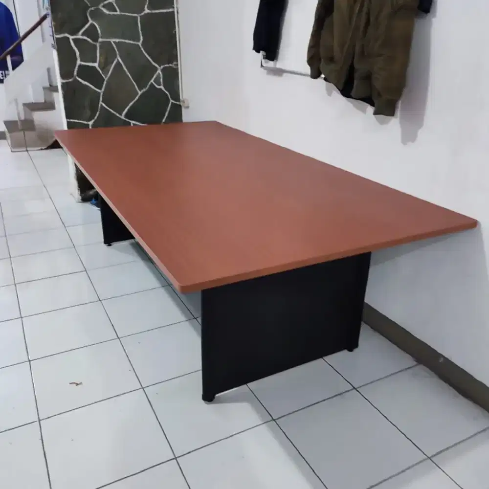 MEJA MEETING ( P 240 X L 120 x T 75 cm )