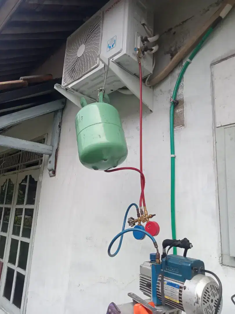 Cuci AC Terdekat, service AC , bongkar pasang AC, jual beli AC