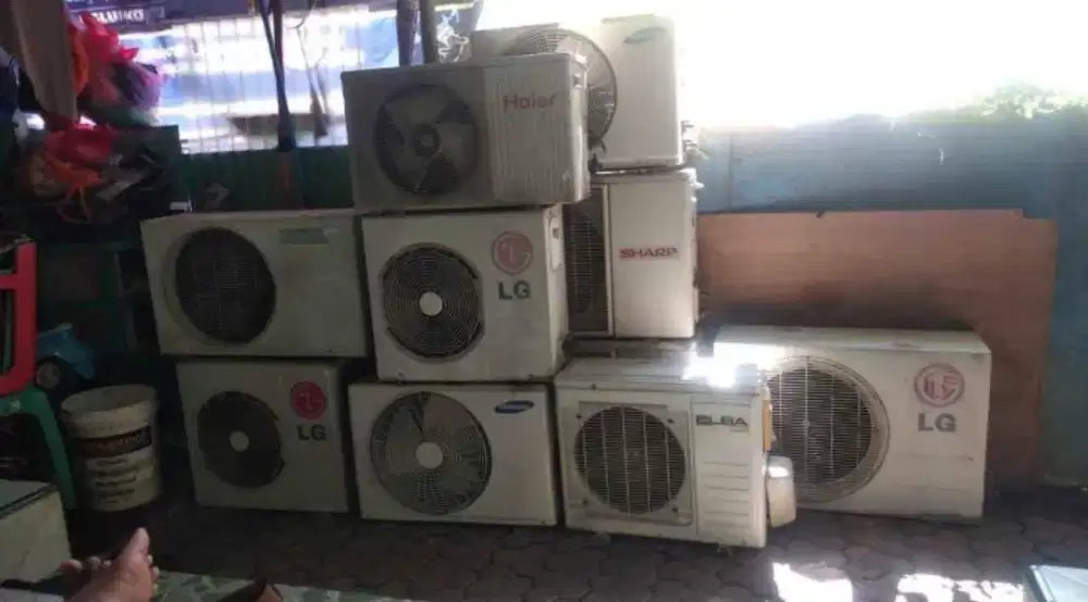 Di cari untuk di beli AC bekas segala kondisi disini