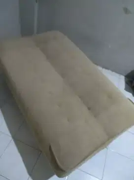 Sofa / ranjang santai tempat tidur