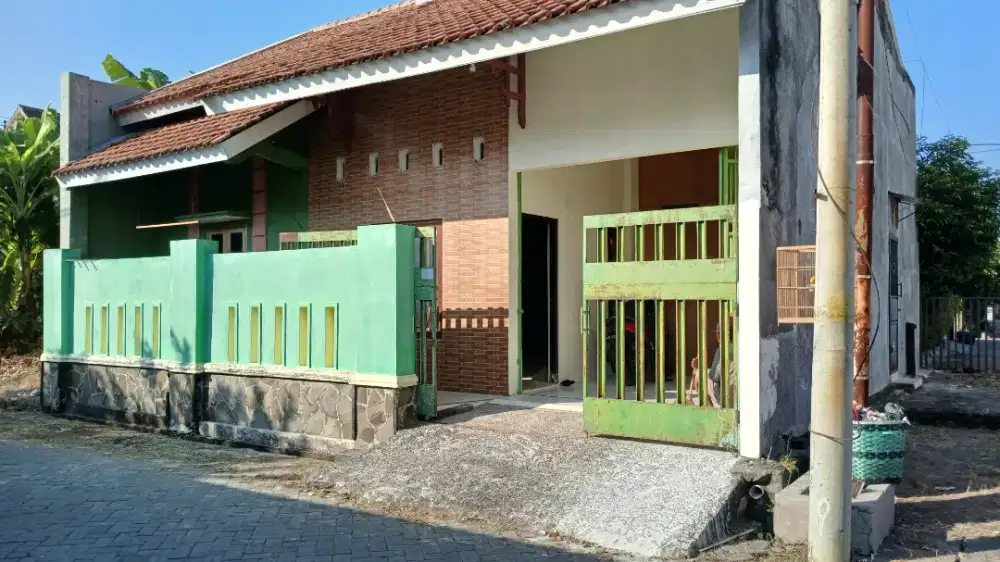 RUMAH DIKONTRAKKAAAANNNN ( NEEEGGGOOO)