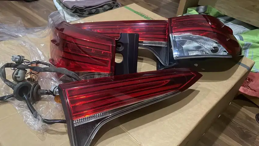 stoplamp fortuner vrz