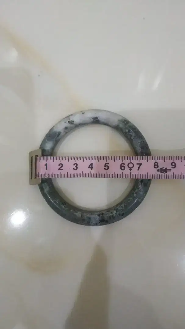 Gelang giok import