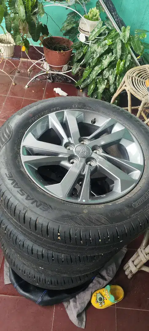 Velg Xenia 2023 R15 185/65 Dunlop Ensave