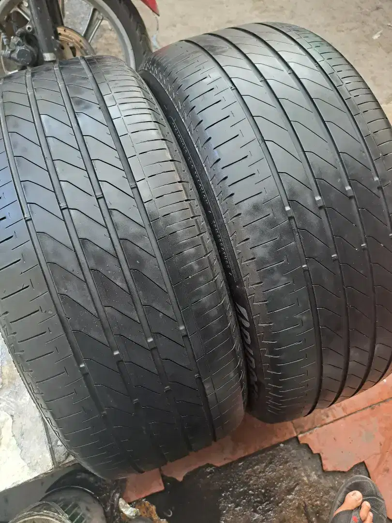 Bridgestone turanza 225 50 17