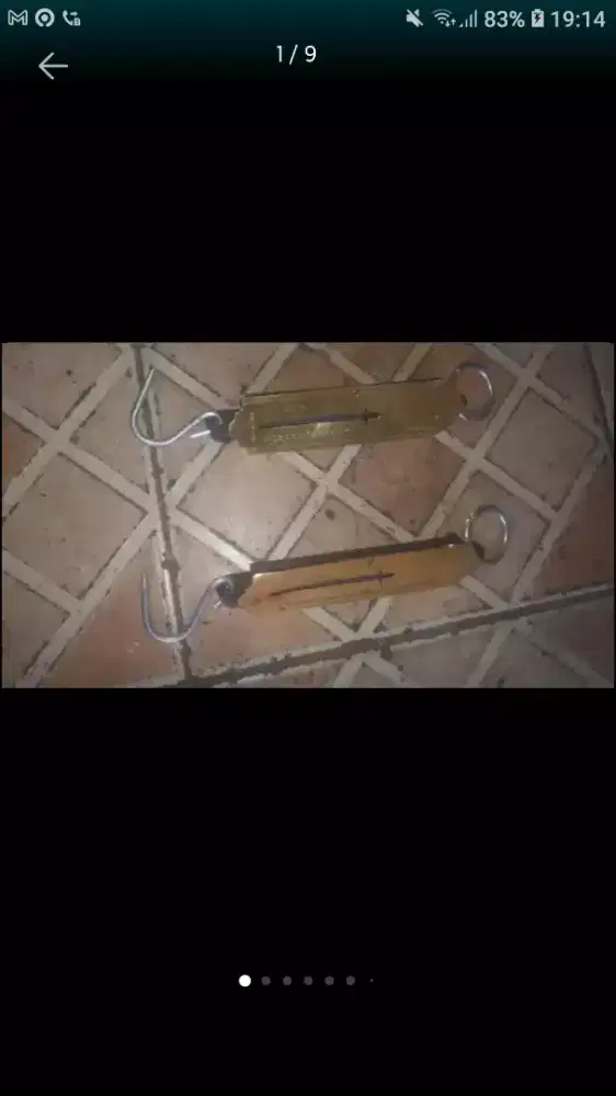 Slhkn plh slh 1 dr alat timbang gantung utk yg usaha dagangan brg baru