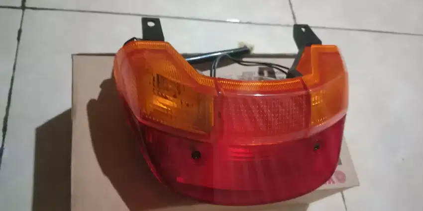 Stoplamp Lampu Belakang F1ZR FIZR